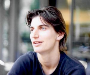 Jess Search portrait, out of focus background. She's cool, content, without obvious gender.